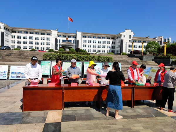 保持生物多样性，促进粮食安全.jpg
