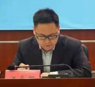 洪长榴（县政府办副主任）