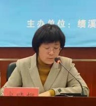 宋晓榴（县医保局局长）
