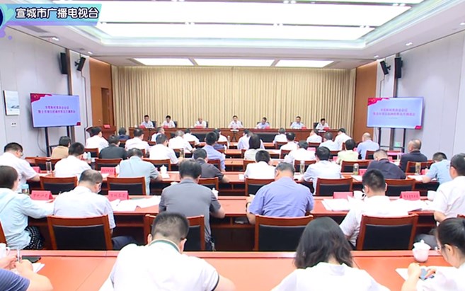 李中在市委财经委员会会议暨全市项目招商投资双月调度会上强调：狠抓项目招商投资全力以赴完成全年目标任务